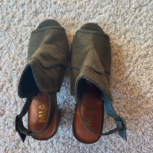 Mia open toe heel/bootie - Picture 2 of 5